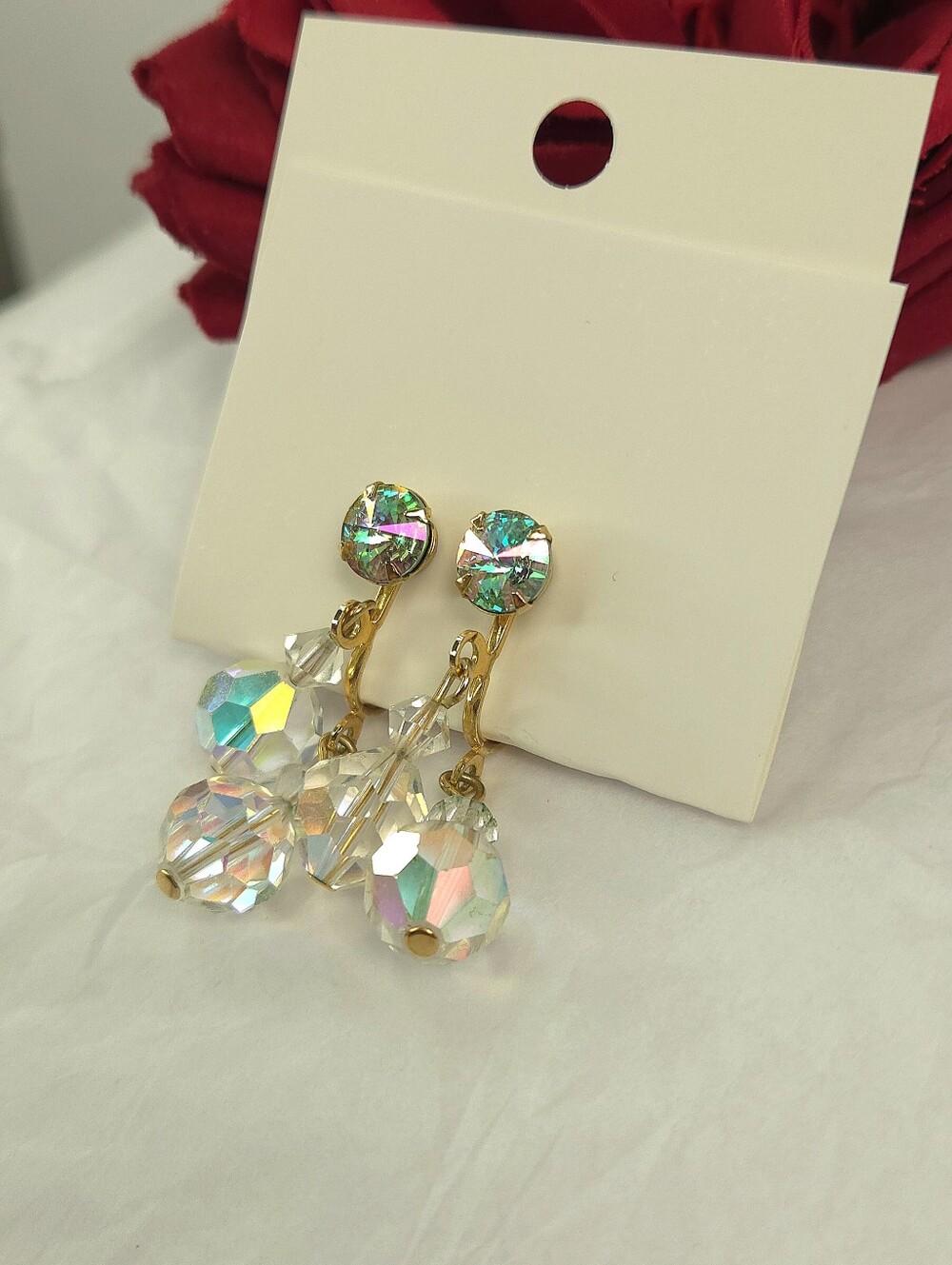 Vintage Aurora Borealis Rivoli Crystal Dangle Earrings Gold Tone Clip On